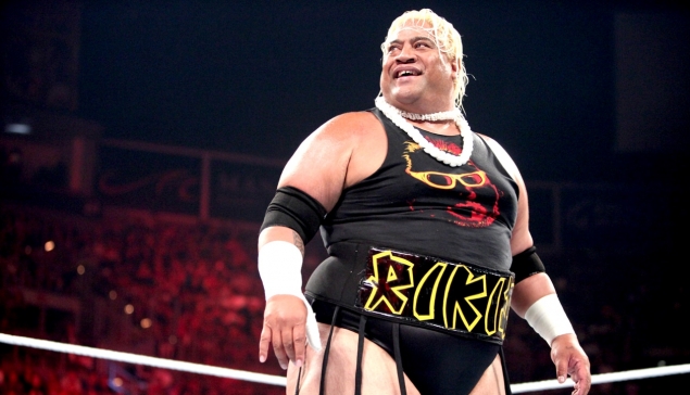 Rikishi aimerait apporter son aide à la Bloodline