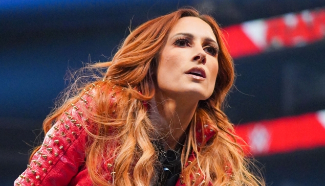 Becky Lynch blessée, elle sera absente de WWE RAW !