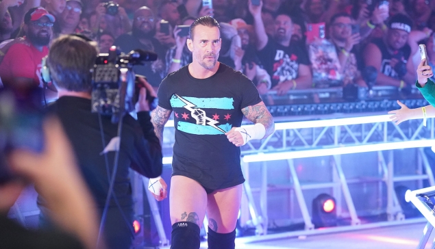 CM Punk officiellement retiré d'Elimination Chamber 2024