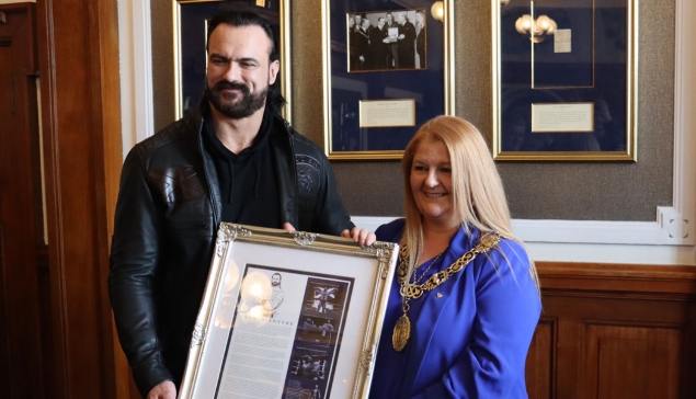 Drew McIntyre introduit au Scottish Wrestling Hall of Fame