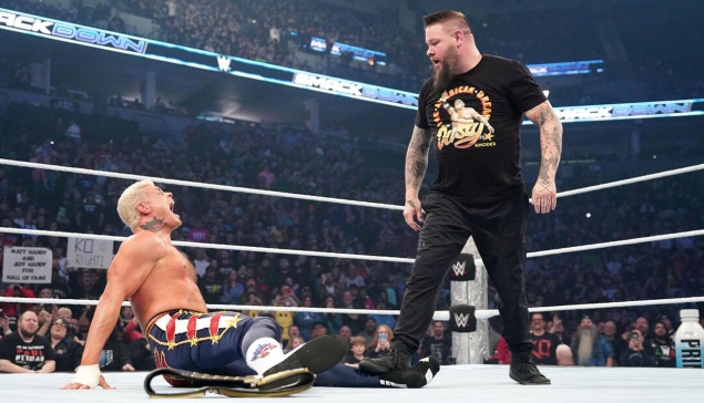 Kevin Owens partage 3 choses qu'il déteste chez Cody Rhodes