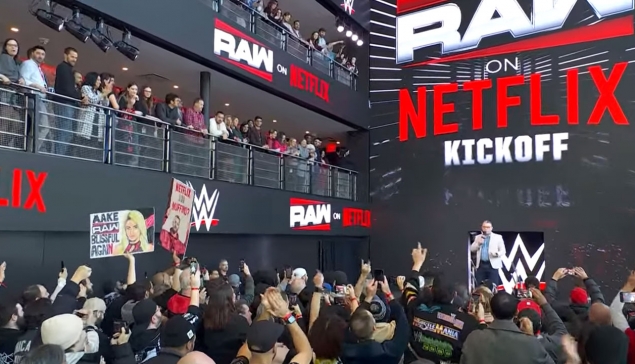 Roman Reigns, Seth Rollins, CM Punk... Les premiers matchs sur Netflix !