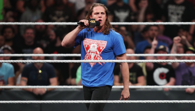 Matt Riddle signe avec une compagnie de catch