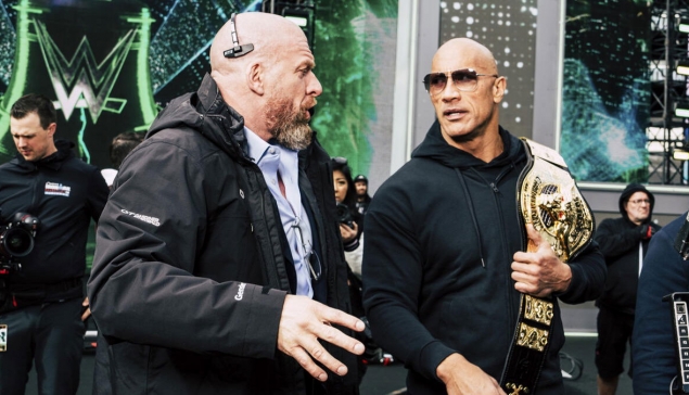 Triple H réagit au retour de The Rock avant WrestleMania 41