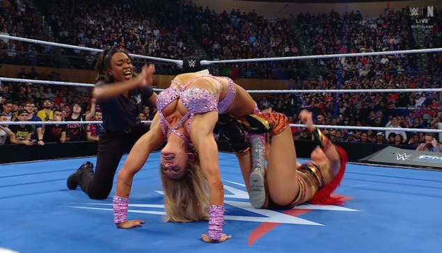 WWE SmackDown : Charlotte Flair gagne son premier match simple depuis 2023