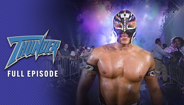 WCW Thunder du 15 janvier 1998 - Juventud Guerrera vs Rey Mysterio : Regardez le show complet