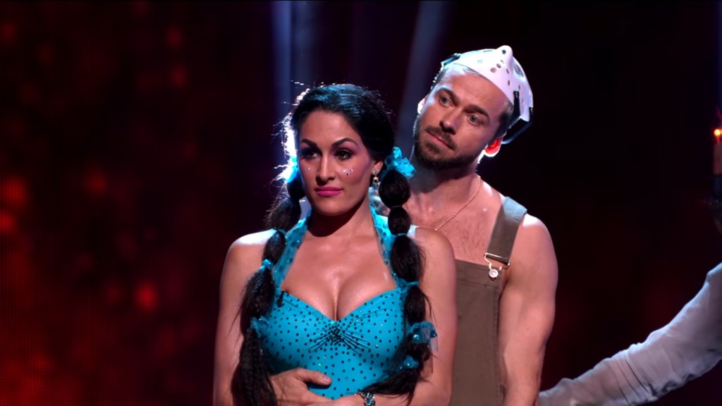 Nikki Bella danse avec les stars 6